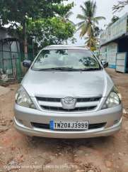 Toyota Innova 2.5 V 8 STR