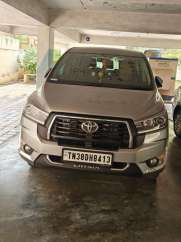 Toyota Innova Crysta 2.4 V