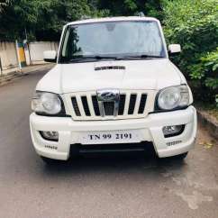 Mahindra Scorpio VLX Airbag