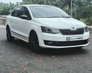 Skoda Rapid 1.6 MPI Style Plus