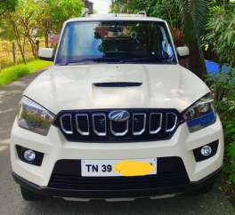 Mahindra Scorpio S11