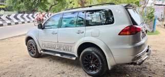 Mitsubishi Pajero Sport 4*4 Dual Tone