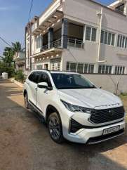 Toyota Innova Hycross ZX Hybrid 7 STR