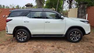 Toyota Fortuner 2.8 AT Celebratory Edition