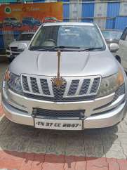 Mahindra XUV500 W6