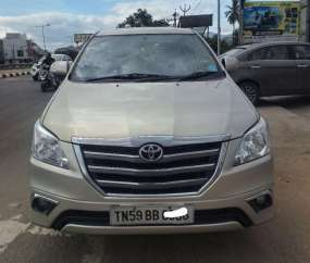Toyota Innova 2.5 V 7 STR