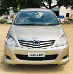 Toyota Innova 2.0 V