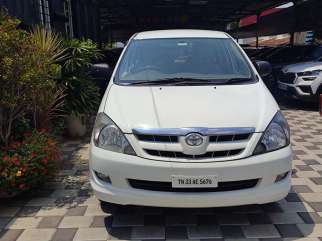 Toyota Innova 2.5 V