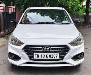 Hyundai Verna CRDi 1.6 SX