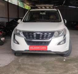 Mahindra XUV500 W11 Option