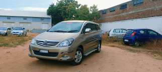 Toyota Innova 2.5 V 7 STR