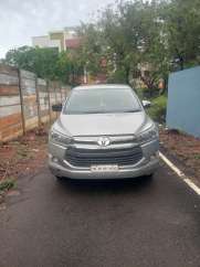 Toyota Innova Crysta 2.4 V