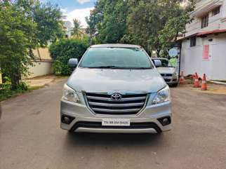 Toyota Innova 2.5 G 8 STR