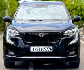 Mahindra XUV 700 AX7 AWD AT 7 STR  Dual Tone