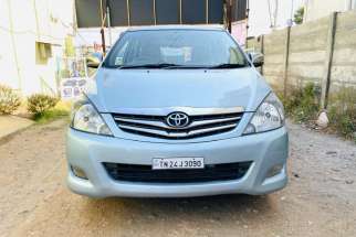 Toyota Innova 2.5 V 7 STR
