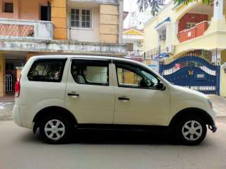 Mahindra Xylo D4