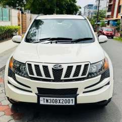 Mahindra XUV500 W8