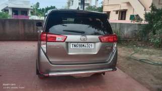 Toyota Innova Crysta 2.4 ZX 7 STR