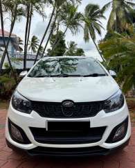 Mahindra Marazzo M8 8Str