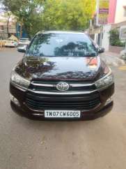 Toyota Innova Crysta 2.4 GX MT 8 STR