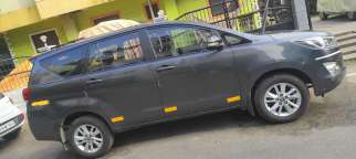 Toyota Innova Crysta 2.4 GX 8 STR