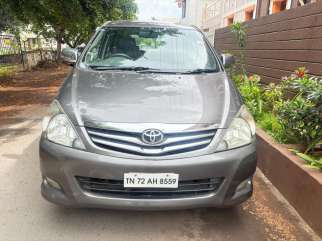 Toyota Innova 2.5 V 7 STR