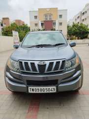 Mahindra XUV500 W8