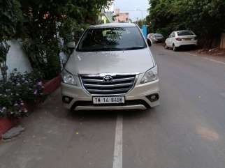 Toyota Innova 2.5 V 7 STR