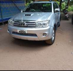 Toyota Fortuner 3.0 4X4 MT