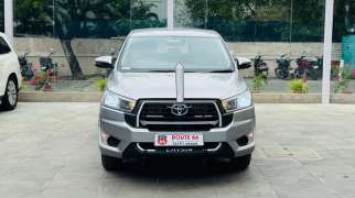 Toyota Innova Crysta 2.4 GX Plus 8Str