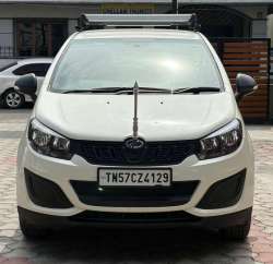 Mahindra Marazzo M2