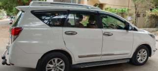Toyota Innova Crysta 2.4 GX 7 STR