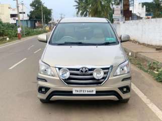 Toyota Innova 2.5 V 7 STR