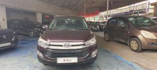 Toyota Innova Crysta 2.4 VX 8 STR