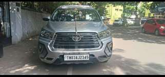 Toyota Innova Crysta VX 2.4 8 STR