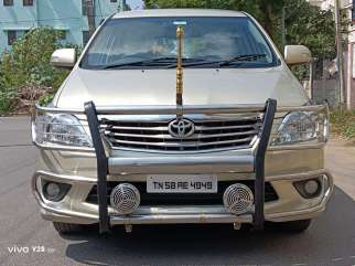 Toyota Innova 2.0 V
