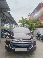 Toyota Innova Crysta 2.4 V