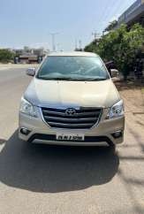 Toyota Innova 2.5 V 8 STR