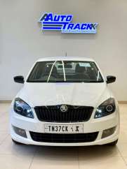 Skoda Rapid 1.6 MPI AT Elegance Black Package