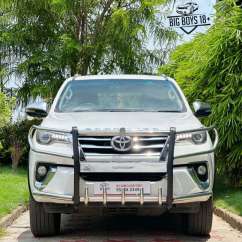 Toyota Fortuner 4*2