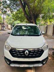 Renault Lodgy 110 PS RXZ 8 STR Stepway