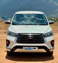 Toyota Innova Crysta 2.4 ZX 7 STR
