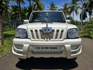 Mahindra Scorpio EX