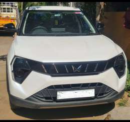 Mahindra XUV 3XO XUV 3XO MX1