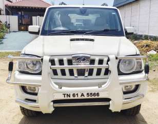 Mahindra Scorpio VLX Airbag
