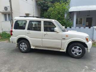Mahindra Scorpio SLX