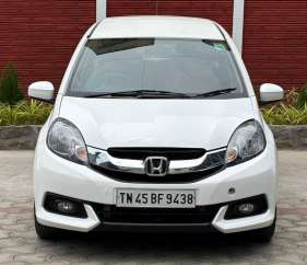 Honda Mobilio 1.5 V I DTEC