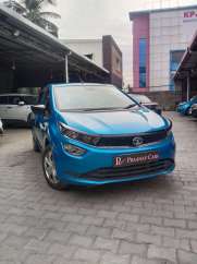 Tata Altroz XT