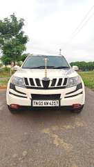 Mahindra XUV500 W8 Dual Tone