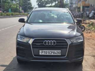 Audi Q3 30 TDI Premium FWD